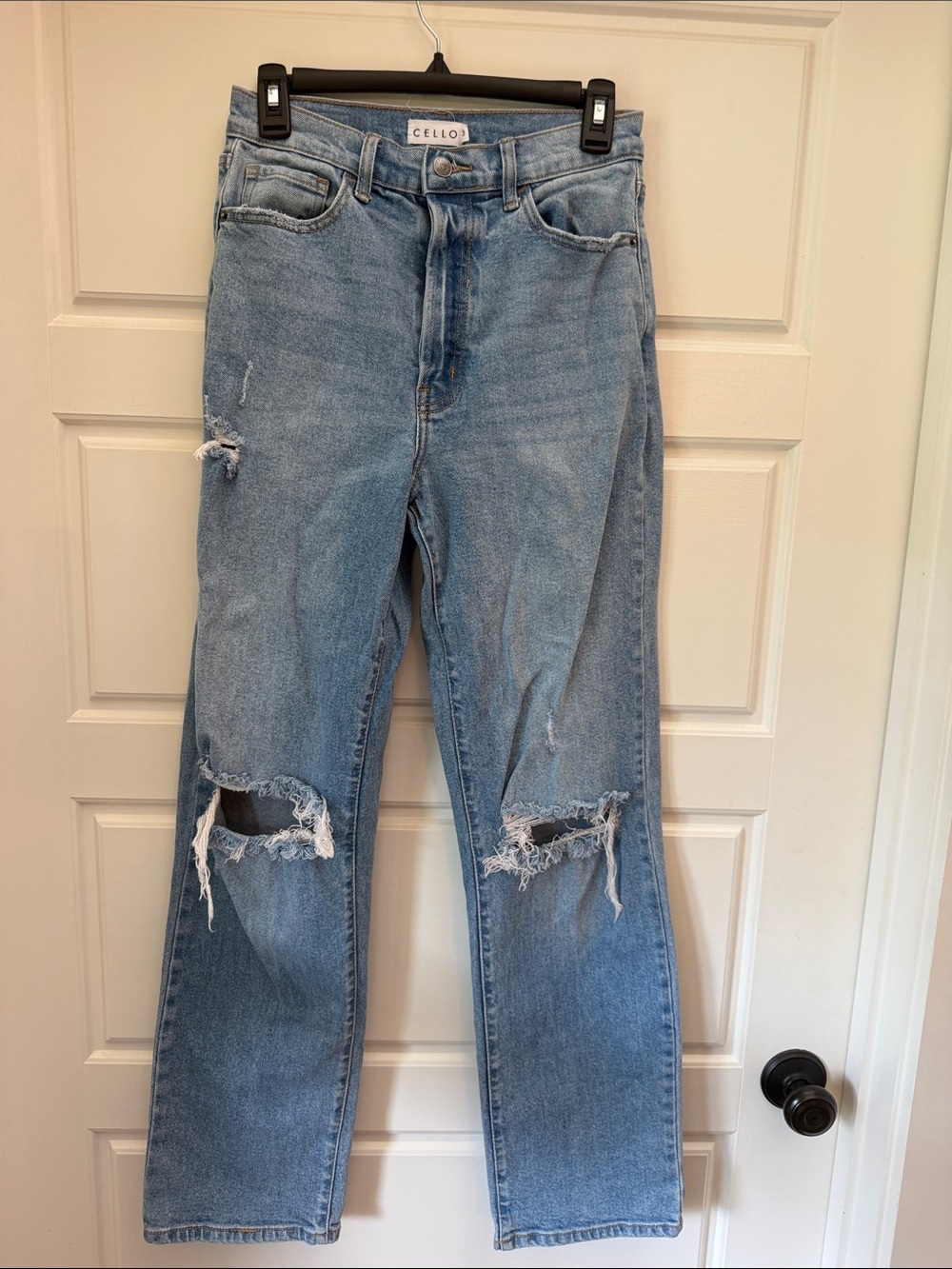 Cello Light Blue Distressed Straight-Leg Women's Jeans